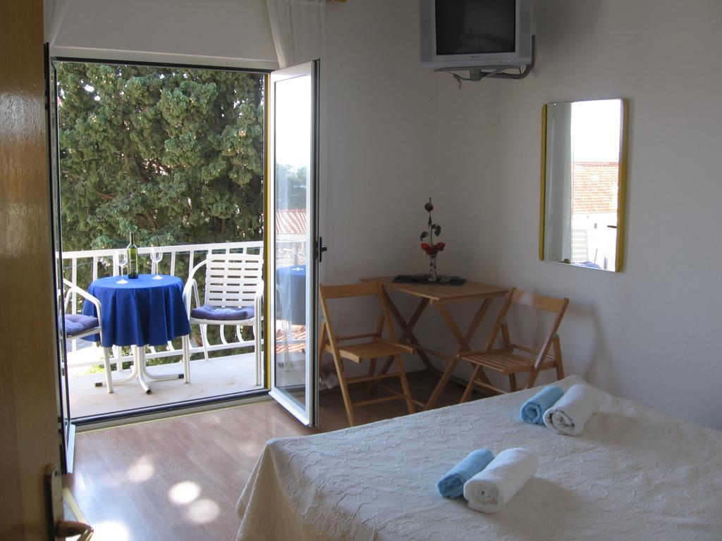 Apartments Marjanovic ボル 部屋 写真